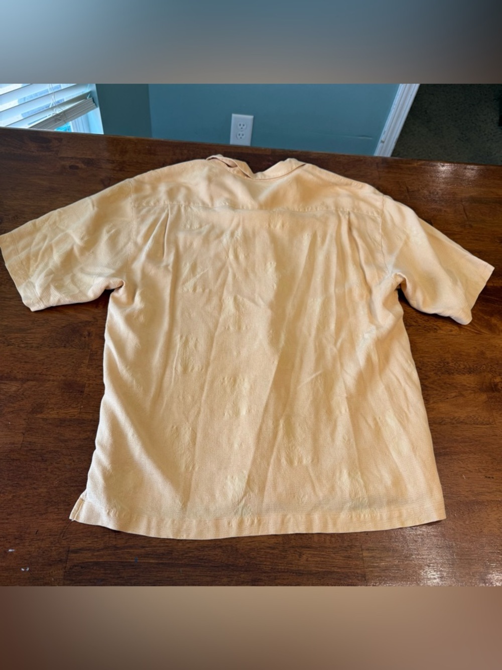 Tommy Bahama Men’s Short-Sleeve Button-Down Shirt in Light Yellow 100% silk XL - Picture 6 of 8